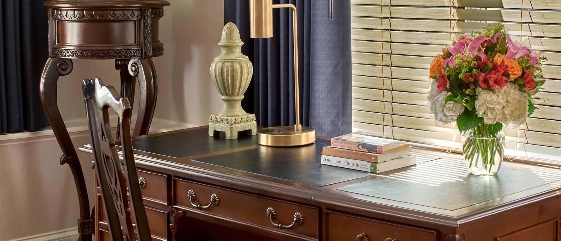 Kingscote Suite Desk