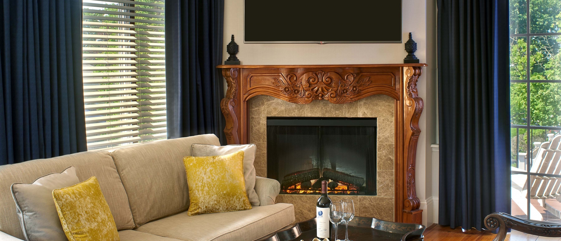 Kingscote Suite Fireplace