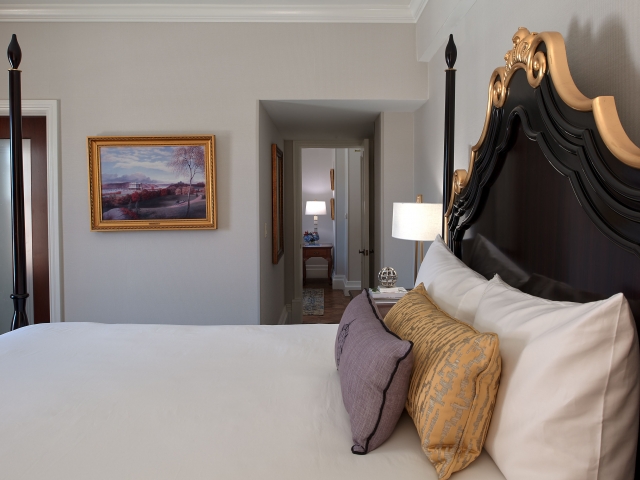 Viking Suite Side Bed