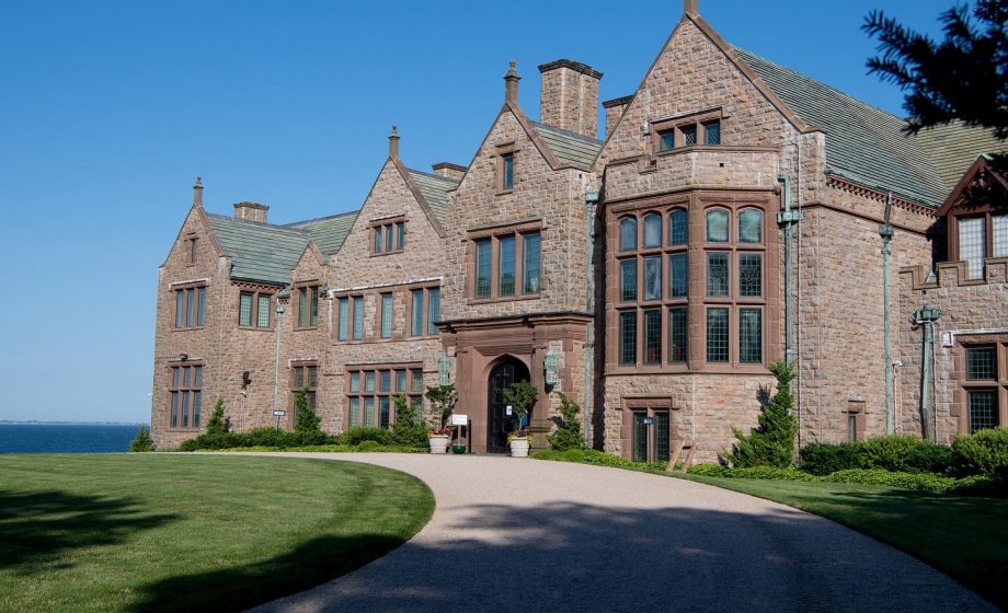 Exterior of Rough Point Mansion