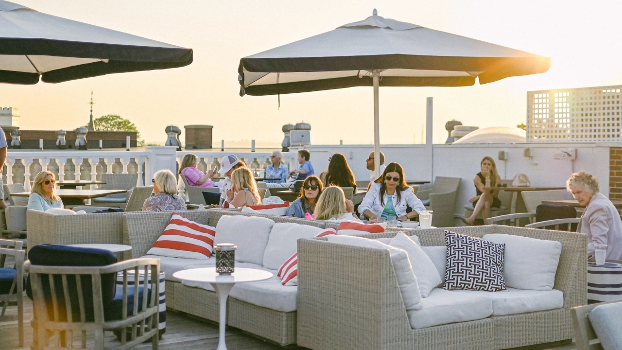 rooftop patio at hotel viking