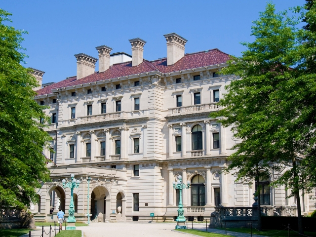 Exterior shot of the Breakers Mansion
