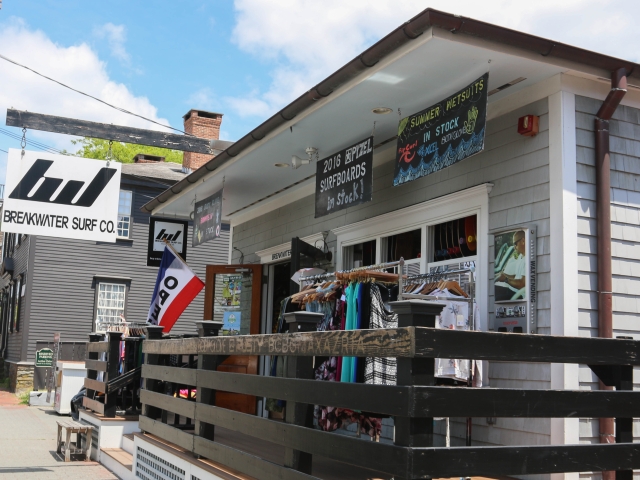 Breakwater Surf